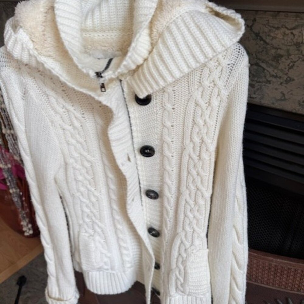 Ci Sono by Cavalini Cable Knit Hooded Sweater Collection Buttons
